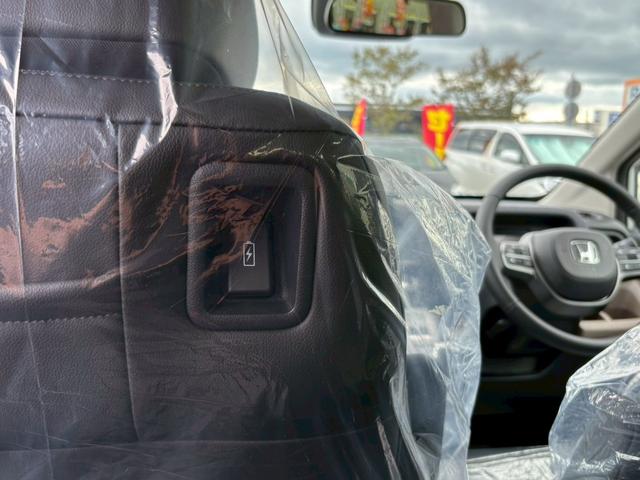 フリード e:HEVエアー EX 6人乗 登録済未使用車 衝突被害軽減ブレーキ 両側電動スライドドア LEDヘッドライト アダプティブクルーズ シートヒーター運転席助手席 ブラインドスポットモニター 15インチアルミ スマートキー2本(75枚目)