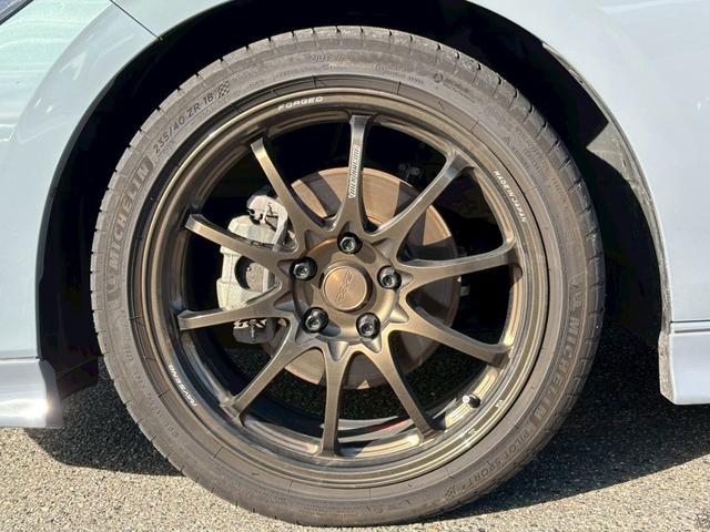 シビック ｅ：ＨＥＶ　ホンダコネクトディスプレイ　ＢＯＳＥサウンドシステム　ＬＥＤヘッドライト　ＬＥＤフォグ　パワーシート運転席助手席　シートヒーター運転席助手席　アダプティブクルーズコントロール　スマートキー２本（27枚目）