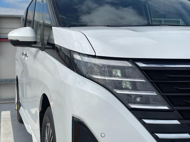 セレナ e-パワー ハイウェイスターV 新車 日産コネクトナビ アラウンドビューモニター ETC2.0 SOSコール ホットプラスパッケージ LEDヘッド 防水シート インテリジェントルームミラー プロパイロットパーキング ワイヤレス充電(26枚目)
