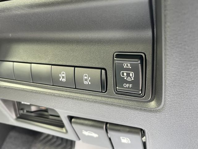 セレナ e-パワー ハイウェイスターV 新車 日産コネクトナビ アラウンドビューモニター ETC2.0 SOSコール ホットプラスパッケージ LEDヘッド 防水シート インテリジェントルームミラー プロパイロットパーキング ワイヤレス充電(54枚目)