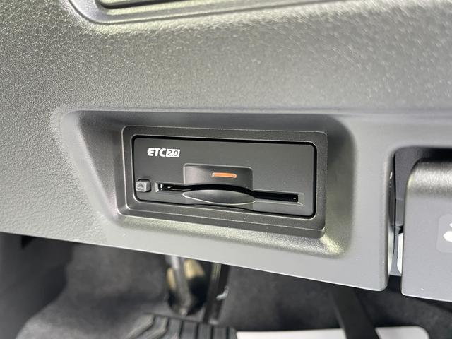 セレナ e-パワー ハイウェイスターV 新車 日産コネクトナビ アラウンドビューモニター ETC2.0 SOSコール ホットプラスパッケージ LEDヘッド 防水シート インテリジェントルームミラー プロパイロットパーキング ワイヤレス充電(55枚目)