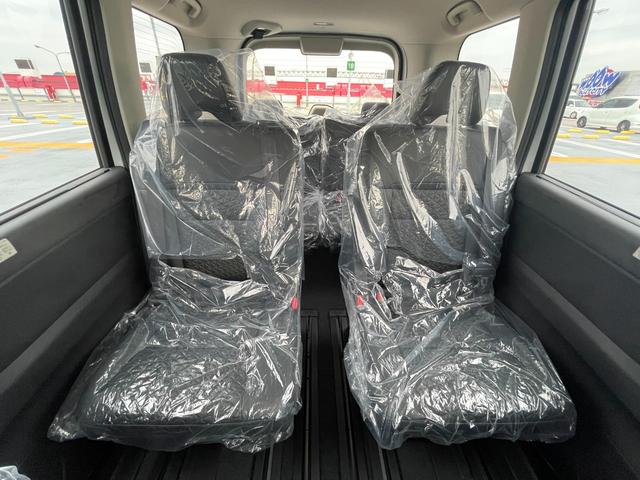 セレナ e-パワー ハイウェイスターV 新車 日産コネクトナビ アラウンドビューモニター ETC2.0 SOSコール ホットプラスパッケージ LEDヘッド 防水シート インテリジェントルームミラー プロパイロットパーキング ワイヤレス充電(67枚目)
