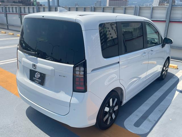 フリード e:HEVエアー EX 登録済未使用車 ホンダセンシング LEDヘッドライト 両側パワースライドドア シートヒーター リアクーラー バックカメラ アクティブクルーズコントロール スマートキー 15インチアルミホイル(9枚目)