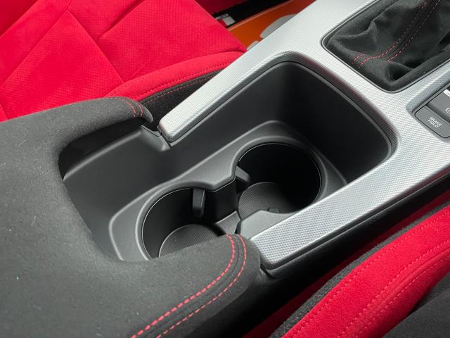 シビック タイプR ホンダセンシング フルLEDヘッドライト 19インチアルミホイール SPOONダウンサス スエードスポーツシート ホンダコネクトナビ フルセグTV バックカメラ ETC スマートキー(60枚目)