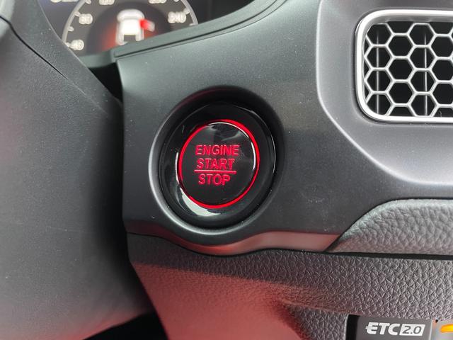 シビック タイプR ホンダセンシング フルLEDヘッドライト 19インチアルミホイール SPOONダウンサス スエードスポーツシート ホンダコネクトナビ フルセグTV バックカメラ ETC スマートキー(63枚目)