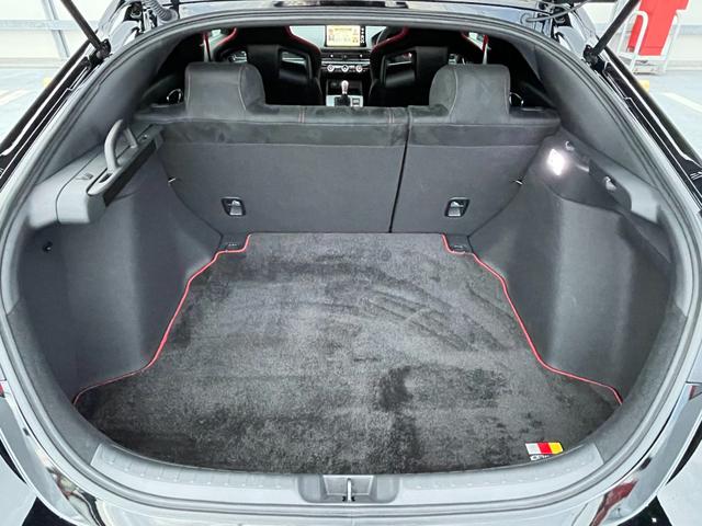 シビック タイプR ホンダセンシング フルLEDヘッドライト 19インチアルミホイール SPOONダウンサス スエードスポーツシート ホンダコネクトナビ フルセグTV バックカメラ ETC スマートキー(76枚目)