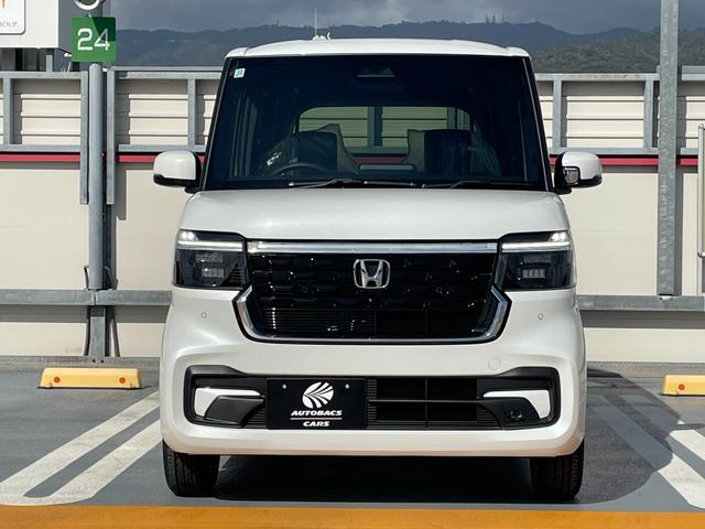 Ｎ－ＢＯＸカスタム ベースグレード　届出済未使用車　ホンダセンシング　ＬＥＤヘッドライト　左側パワースライドドア　１４インチアルミホイール　前席シートヒーター　アクティブクルーズコントロール　バックカメラ　スマートキー　プッシュスタート（2枚目）