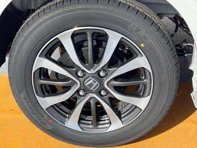 Ｎ－ＢＯＸカスタム ベースグレード　届出済未使用車　ホンダセンシング　ＬＥＤヘッドライト　左側パワースライドドア　１４インチアルミホイール　前席シートヒーター　アクティブクルーズコントロール　バックカメラ　スマートキー　プッシュスタート（31枚目）