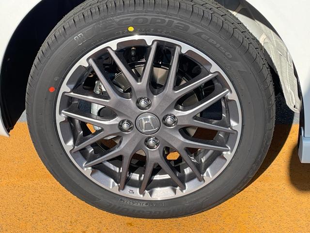 Ｎ－ＢＯＸカスタム ターボ　届出済未使用車　ホンダセンシング　ＬＥＤヘッドライト　両側パワースライドドア　１５インチアルミホイル　前席シートヒーター　アダプティブクルーズコントロール　バックカメラ　スマートキー　プッシュスタート（28枚目）