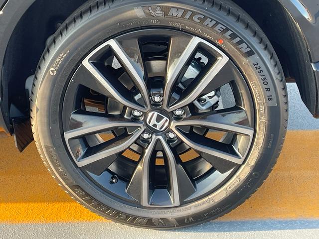 ���ÎԁE�o�^�ϖ��g�p�Ԃ��펞�W�����Ă���܂��B���q�l�p�咓�ԏ�ƓX���ɂ̓L�b�Y�X�y�[�X������܂��̂ŁA���Ƒ��������ł̂����X�����҂����Ă���܂��B