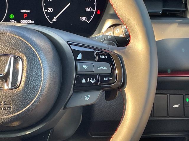 ������Ƃ��������Ƀ��b�h�̃X�e�b�`������ɂ���āA�X�|�[�e�B�[����\���B����ɃV�[�g�\��ɂ͏㎿���ϋv���ɗD�ꂽ���b�N�X�@�X�F�[�h���̗p�B����ɂ��������ɂ��A�^�]�p���̃z�[���h�������߂Ă��܂��B