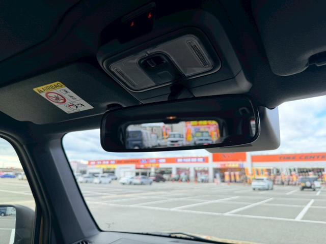 バックミラー☆オートバックスにはバックミラーの視界を広げる物もございます！！ぜひご一緒にご購入もどうですか？？