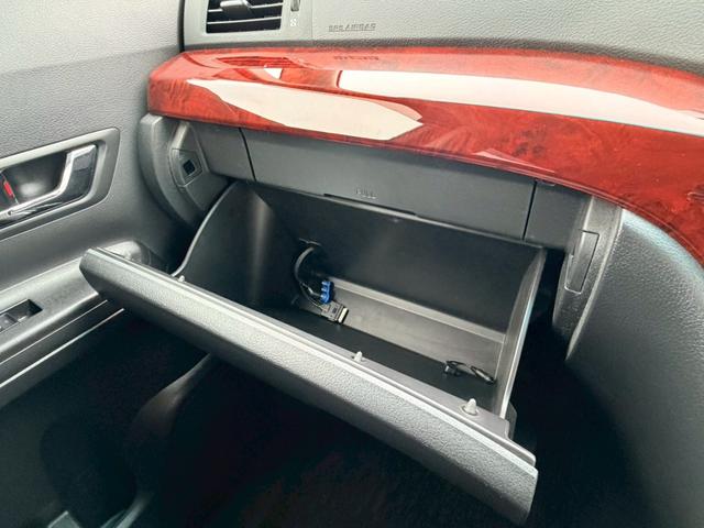 アルファード 240S TRDグリル TRDエアロ ナビ 後席モニター バックカメラ ETC ステアリングリモコン 両側パワースライドドア スマートキー プッシュスタート オートライト オートエアコン(39枚目)