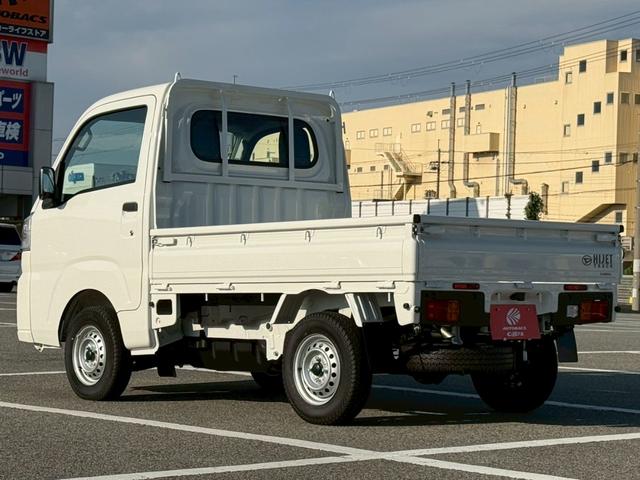 ハイゼットトラック スタンダード 届出済未使用車 5速ミッション AM・FMラジオ 3方開 パワーステアリング エアコン(12枚目)