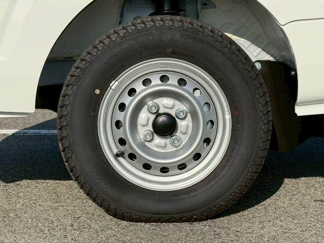 ハイゼットトラック スタンダード 届出済未使用車 5速ミッション AM・FMラジオ 3方開 パワーステアリング エアコン(23枚目)