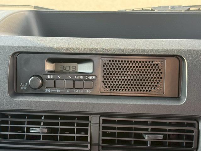 ハイゼットトラック スタンダード 届出済未使用車 5速ミッション AM・FMラジオ 3方開 パワーステアリング エアコン(32枚目)