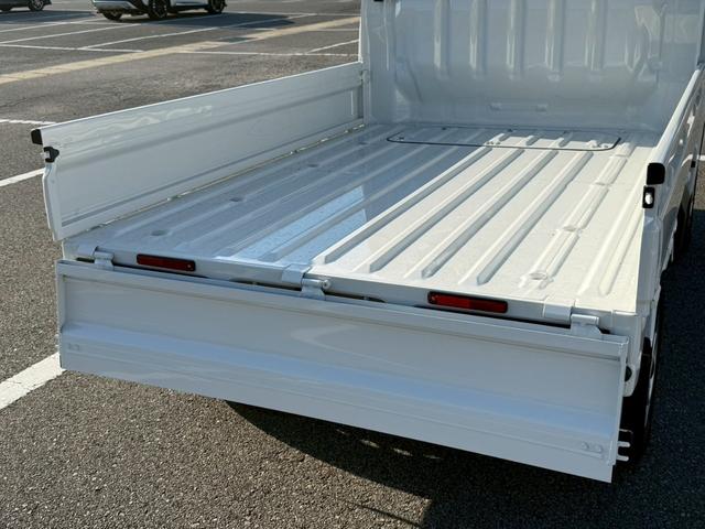 ハイゼットトラック スタンダード 届出済未使用車 5速ミッション AM・FMラジオ 3方開 パワーステアリング エアコン(51枚目)