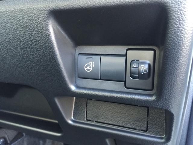 スペーシアカスタム ハイブリッドXSターボ 届出済未使用車 スズキセーフティサポート 両側パワースライドドア 運転席・助手席シートヒーター 電動パーキングブレーキ サーキュレーター サンシェード ステアリングリモコン LEDヘッドライト(31枚目)