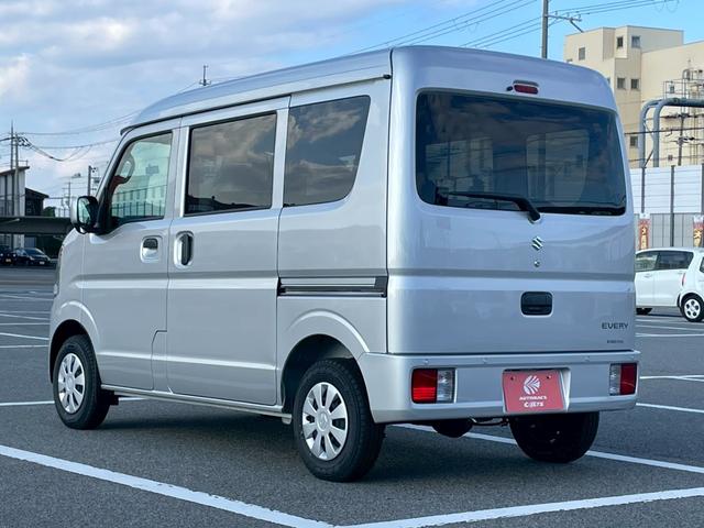 エブリイ PC 届出済未使用車 スズキセーフティサポート スライドドア キーレスエントリー オーバーヘッドシェルフ オートライト USB電源ソケット 純正セキュリティ フロントパワーウィンド(13枚目)