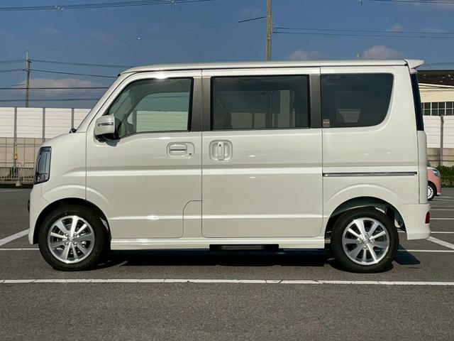 エブリイワゴン PZターボスペシャル 届出済未使用車 スズキセーフティーサポート スマートキー 両側パワースライドドア 運転席シートヒーター プッシュスタート オートステップ LEDヘッドライト オートエアコン(12枚目)