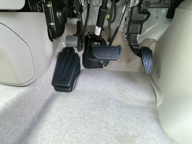 エブリイワゴン PZターボスペシャル 届出済未使用車 スズキセーフティーサポート スマートキー 両側パワースライドドア 運転席シートヒーター プッシュスタート オートステップ LEDヘッドライト オートエアコン(44枚目)