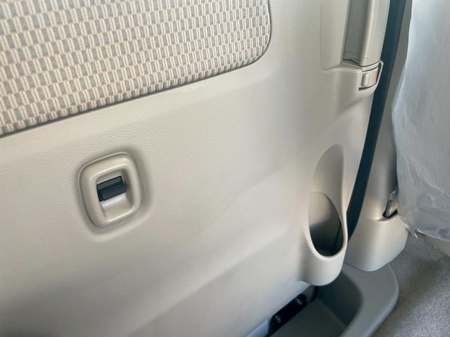 エブリイワゴン PZターボスペシャル 届出済未使用車 スズキセーフティーサポート スマートキー 両側パワースライドドア 運転席シートヒーター プッシュスタート オートステップ LEDヘッドライト オートエアコン(51枚目)