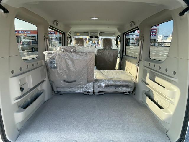 エブリイワゴン PZターボスペシャル 届出済未使用車 スズキセーフティーサポート スマートキー 両側パワースライドドア 運転席シートヒーター プッシュスタート オートステップ LEDヘッドライト オートエアコン(53枚目)