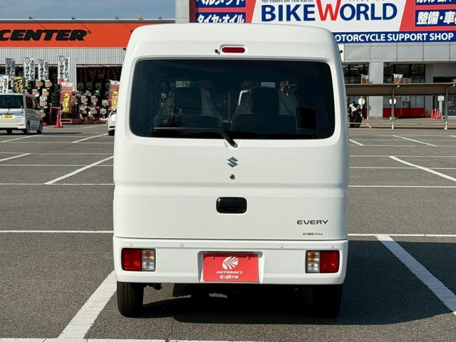 エブリイ PC 届出済未使用車 スズキセーフティサポート スライドドア キーレスエントリー オーバーヘッドシェルフ オートライト USB電源ソケット 純正セキュリティー フロントパワーウィンド(14枚目)