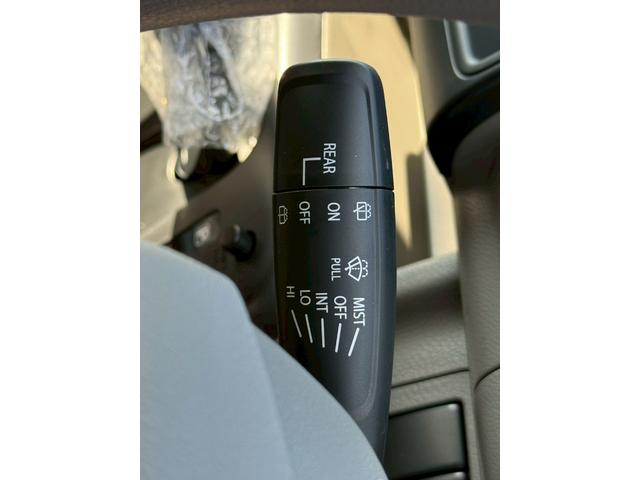 エブリイ PC 届出済未使用車 スズキセーフティサポート スライドドア キーレスエントリー オーバーヘッドシェルフ オートライト USB電源ソケット 純正セキュリティー フロントパワーウィンド(33枚目)