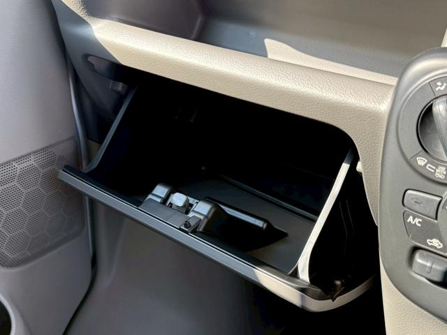 エブリイ PC 届出済未使用車 スズキセーフティサポート スライドドア キーレスエントリー オーバーヘッドシェルフ オートライト USB電源ソケット 純正セキュリティー フロントパワーウィンド(52枚目)