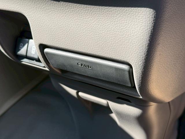 エブリイ PC 届出済未使用車 スズキセーフティサポート スライドドア キーレスエントリー オーバーヘッドシェルフ オートライト USB電源ソケット 純正セキュリティー フロントパワーウィンド(53枚目)