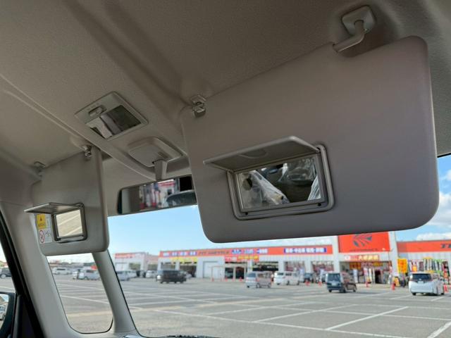 スペーシア ハイブリッドＸ　届出済未使用車　スズキセーフティサポート　ＬＥＤヘッドライト　両側パワースライドドア　運転席・助手席シートヒーター　パーソナルテーブル　サーキュレーター　オットマン（52枚目）