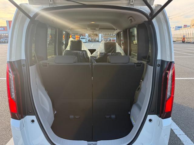 Ｎ－ＢＯＸ ベースグレード　届出済未使用車　ホンダセンシング　リア左側パワースライドドア　運転席・助手席シートヒーター　ＬＥＤヘッドライト　スマートキー　プッシュスタート　ＵＳＢ電源ソケット（66枚目）