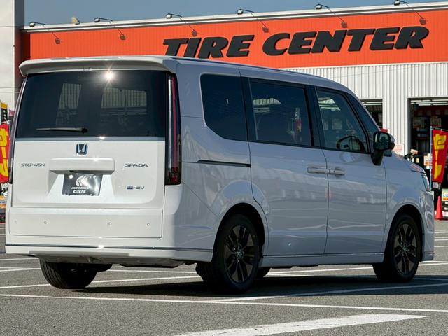 ���ÎԁE�͏o�ϖ��g�p�Ԃ��펞�W�����Ă���܂��B���q�l�p�咓�ԏ�ƓX���ɂ̓L�b�Y�X�y�[�X������܂��̂ŁA���Ƒ��������ł̂����X�����҂����Ă���܂��B