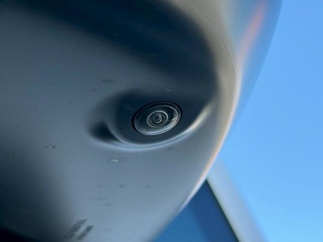 �T�C�h�~���[�Ƀ}���`�r���[�J��������������Ă��܂�