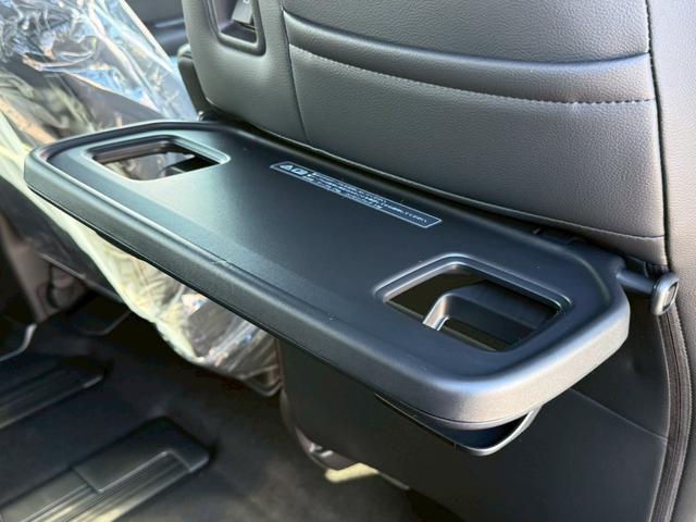 �T�C�h�o�b�N�e�[�u���t����