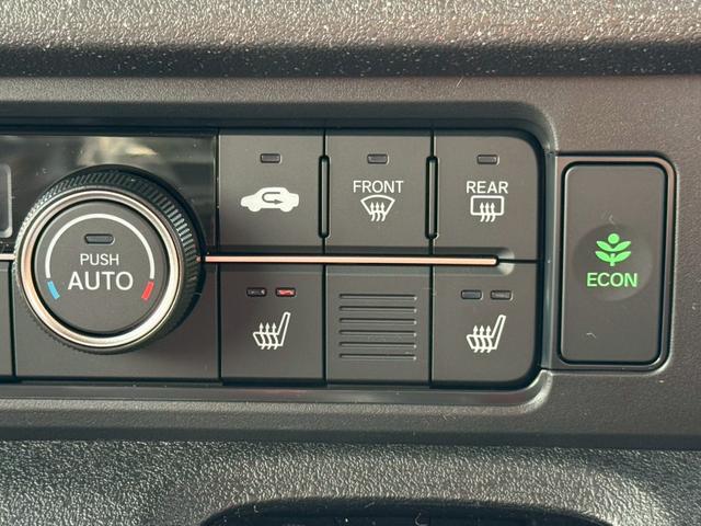 �^�]�ȂƏ���Ȃɂ��ꂼ��V�[�g�q�[�^�[����������Ă���̂ŁA�~��ł����S���Ă���肢�������܂���