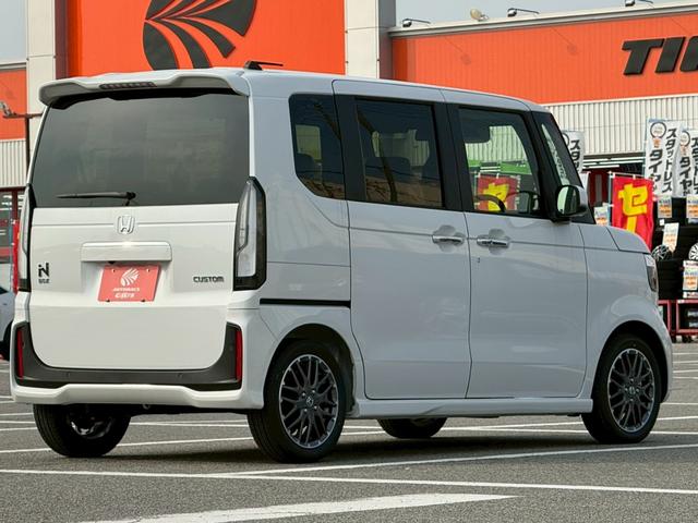 ���ÎԁE�͏o�ϖ��g�p�Ԃ��펞�W�����Ă���܂��B���q�l�p�咓�ԏ�ƓX���ɂ̓L�b�Y�X�y�[�X������܂��̂ŁA���Ƒ��������ł̂����X�����҂����Ă���܂��B