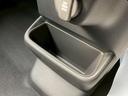 インパネの下にも小物入れがあります！