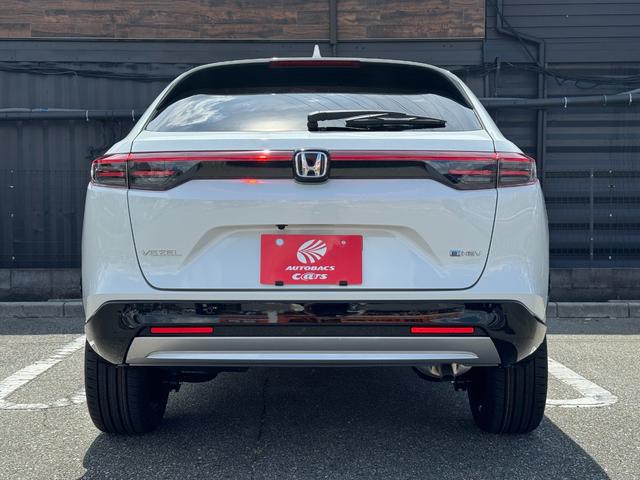 ヴェゼル ｅ：ＨＥＶ　Ｚ　ホンダコネクト９インチディスプレイ．パノラミックビュー．プレミアムサウンド．ＥＴＣ２．０．置き型充電．電動リアハッチ．（8枚目）