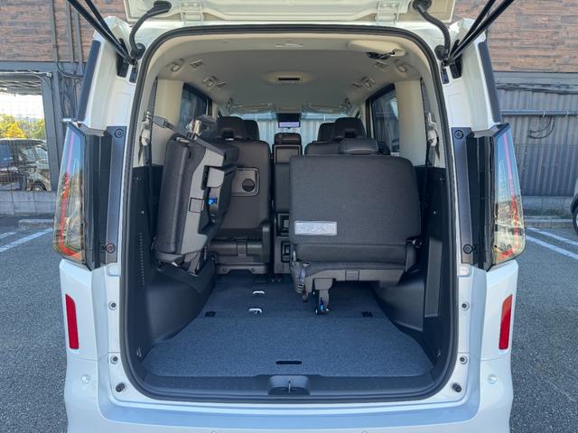 セレナ e-パワー ハイウェイスターV プロパイロット/12.3インチ日産コネクトディスプレイ/アラウンドビューモニター/ETC2.0/インテリジェントルームミラー/前後ドライブレコーダー/ワイヤレス充電器(34枚目)