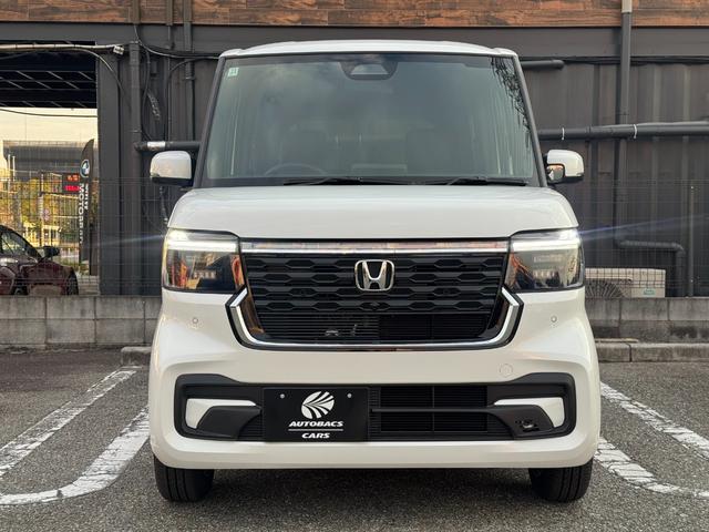Ｎ－ＢＯＸカスタム ベースグレード　届出済未使用車／ホンダセンシング／左側パワースライドドア／ＬＥＤヘッドライト／運転席．助手席シートヒーター／オーディオレス／アダプティブクルーズコントロール（5枚目）