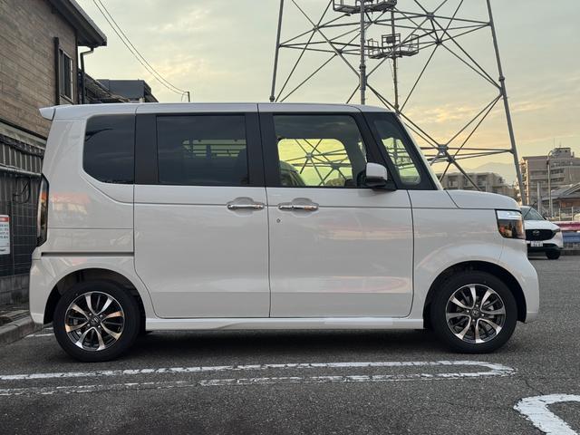 Ｎ－ＢＯＸカスタム ベースグレード　届出済未使用車／ホンダセンシング／左側パワースライドドア／ＬＥＤヘッドライト／運転席．助手席シートヒーター／オーディオレス／アダプティブクルーズコントロール（8枚目）