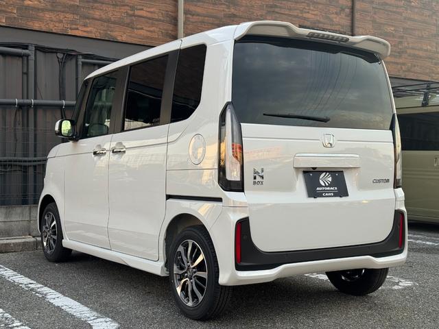 Ｎ－ＢＯＸカスタム ベースグレード　届出済未使用車／ホンダセンシング／左側パワースライドドア／ＬＥＤヘッドライト／運転席．助手席シートヒーター／オーディオレス／アダプティブクルーズコントロール（9枚目）