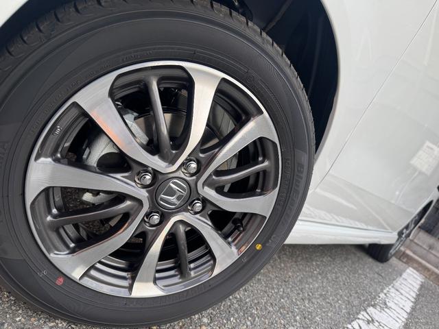 Ｎ－ＢＯＸカスタム ベースグレード　届出済未使用車／ホンダセンシング／左側パワースライドドア／ＬＥＤヘッドライト／運転席．助手席シートヒーター／オーディオレス／アダプティブクルーズコントロール（14枚目）