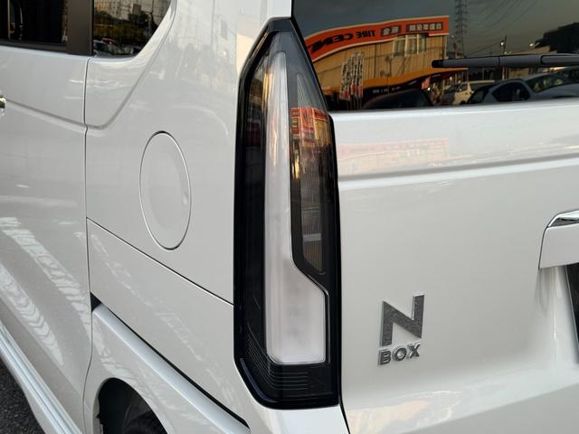 Ｎ－ＢＯＸカスタム ベースグレード　届出済未使用車／ホンダセンシング／左側パワースライドドア／ＬＥＤヘッドライト／運転席．助手席シートヒーター／オーディオレス／アダプティブクルーズコントロール（17枚目）