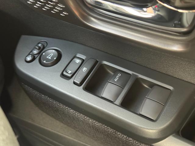 Ｎ－ＢＯＸカスタム ベースグレード　届出済未使用車／ホンダセンシング／左側パワースライドドア／ＬＥＤヘッドライト／運転席．助手席シートヒーター／オーディオレス／アダプティブクルーズコントロール（47枚目）