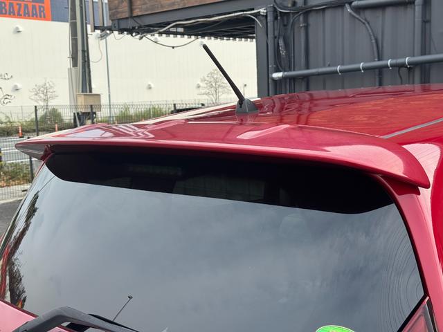 ノート e-パワー メダリスト ユーザー買取車.純正エアロ.アラウンドビューモニター.スマートルームミラー.プレミアムホワイトインテリアパッケージ.Pioneerサイバーナビ.社外セパレートスピーカー(KENWOOD)(17枚目)