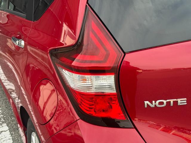 ノート e-パワー メダリスト ユーザー買取車.純正エアロ.アラウンドビューモニター.スマートルームミラー.プレミアムホワイトインテリアパッケージ.Pioneerサイバーナビ.社外セパレートスピーカー(KENWOOD)(23枚目)