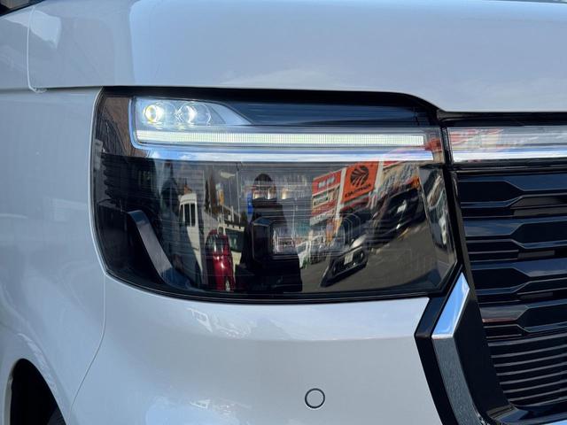 Ｎ－ＢＯＸカスタム ターボ　届出済未使用車／ホンダセンシング／クルーズコントロール／フルＬＥＤヘッドランプ／両側電動パワースライドドア／ターボ／２列目チップアップシート／シートヒーター（17枚目）